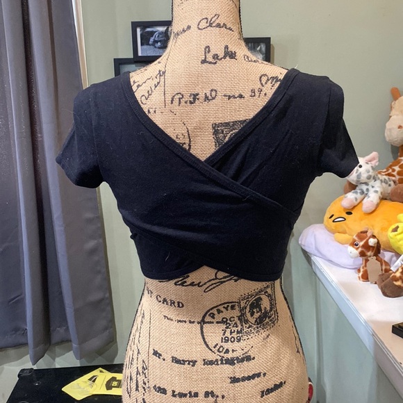 Cross Back Crop Top - Picture 2 of 3